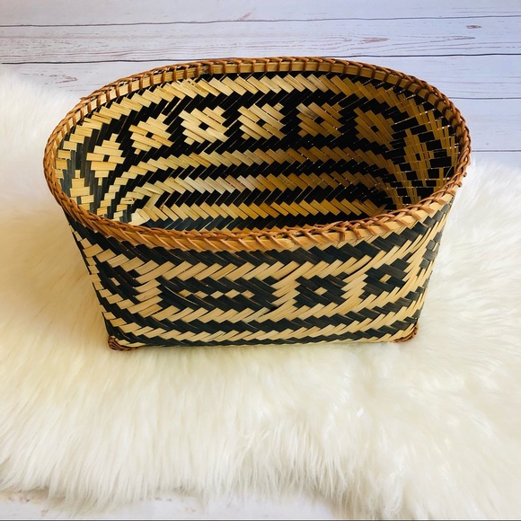 Artisan Oval Boho Basket - Picture 2 of 16